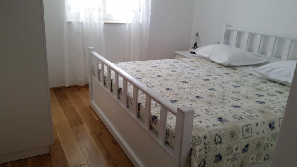 Apartments Rustic Biograd Na Moru Room photo