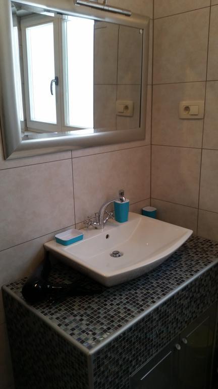 Apartments Rustic Biograd Na Moru Room photo