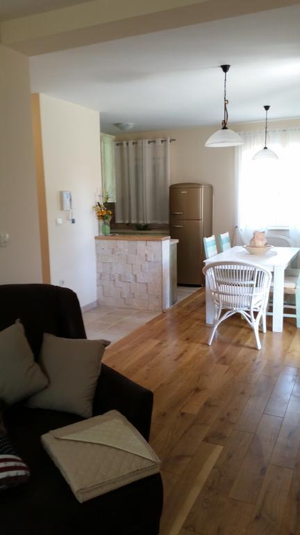 Apartments Rustic Biograd Na Moru Room photo